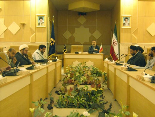 اولین هم اندیشی موضوع یابی رساله های دکتری و سطح چهار